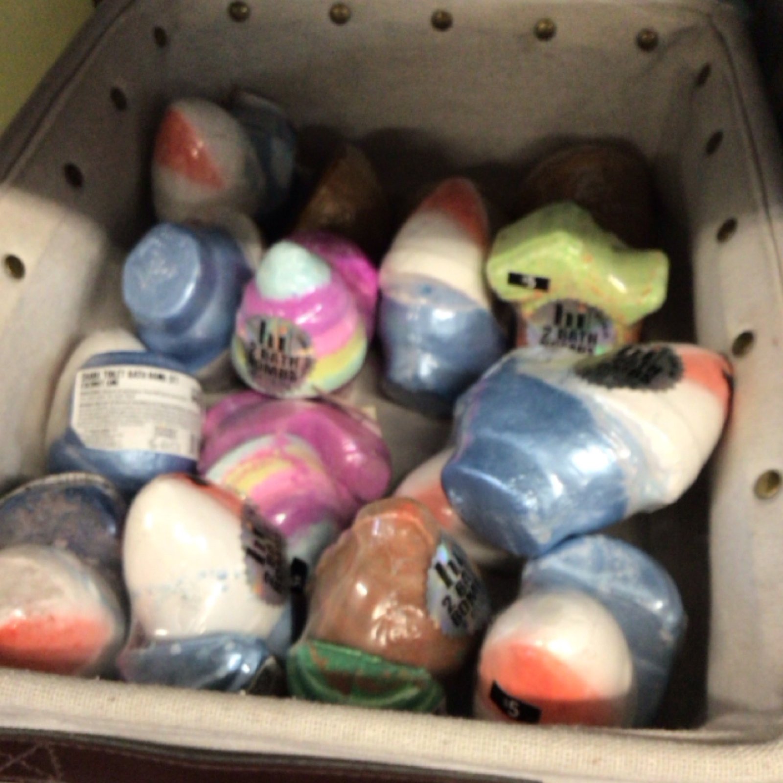 Hi Peach Layne - Shark Bath Bombs